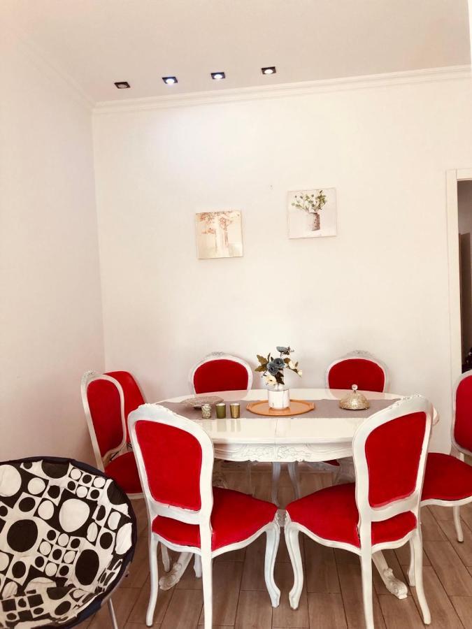 Sweet Apartment In Кутаїсі Екстер'єр фото