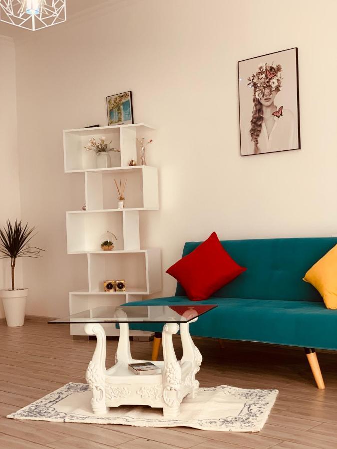 Sweet Apartment In Кутаїсі Екстер'єр фото