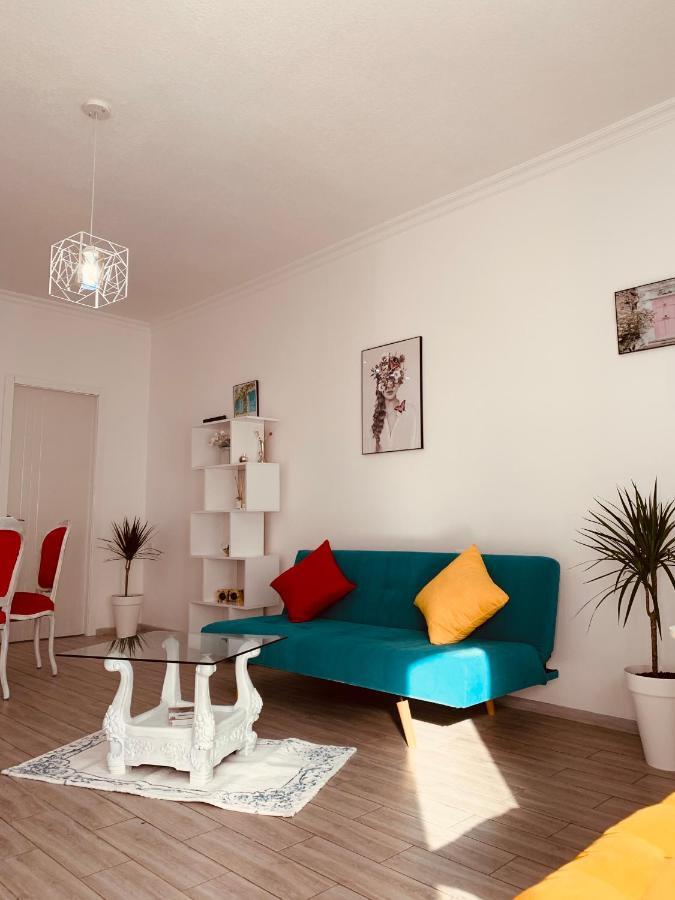Sweet Apartment In Кутаїсі Екстер'єр фото